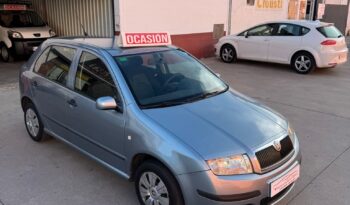 SKODA FABIA lleno