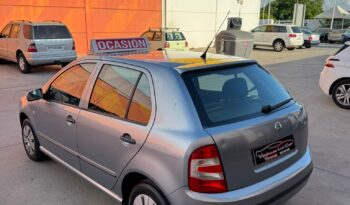 SKODA FABIA lleno
