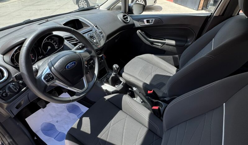 FORD FIESTA lleno