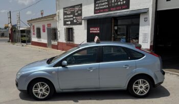 FORD FOCUS lleno