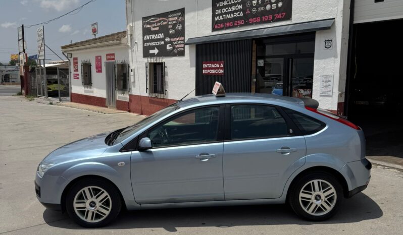 FORD FOCUS lleno