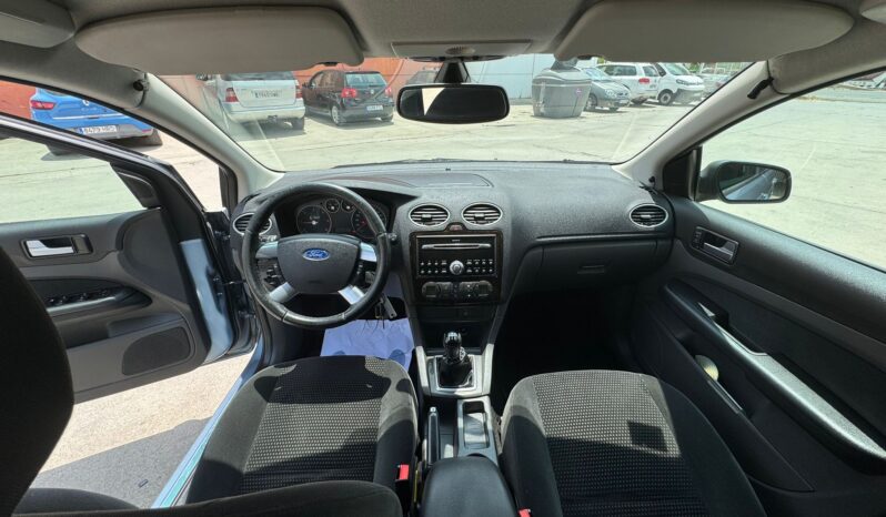 FORD FOCUS lleno
