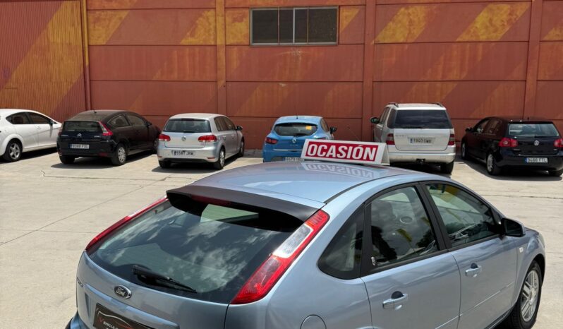 FORD FOCUS lleno