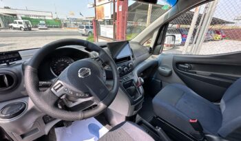 NISSAN NV200 lleno