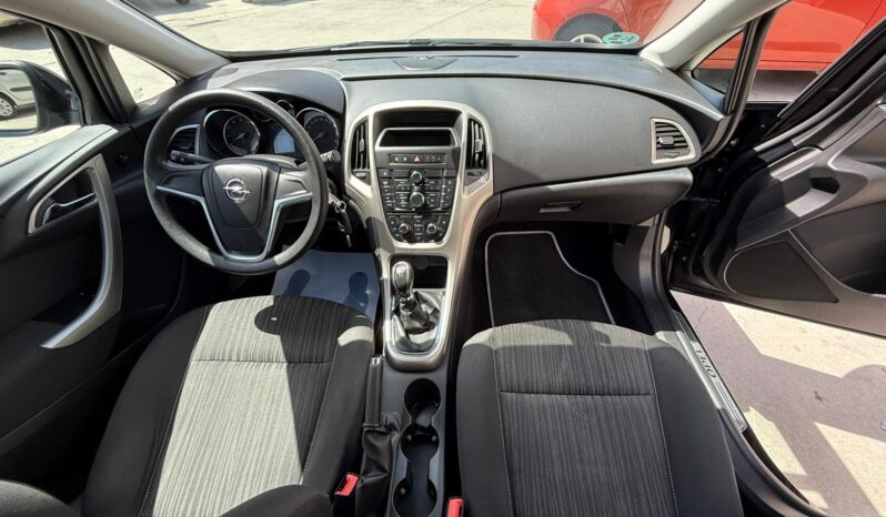 OPEL ASTRA lleno