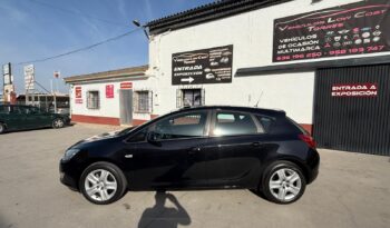 OPEL ASTRA lleno