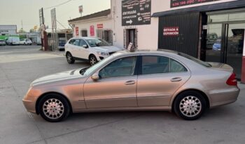 MERCEDES E220 lleno