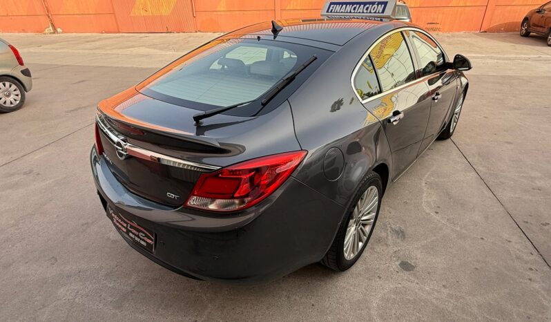 OPEL INSIGNIA lleno
