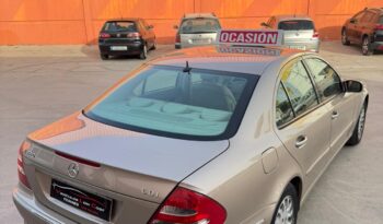 MERCEDES E220 lleno