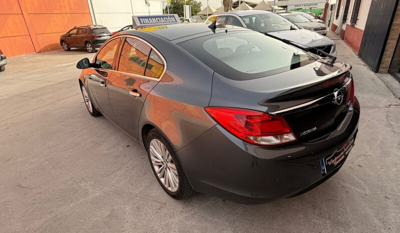 OPEL INSIGNIA lleno