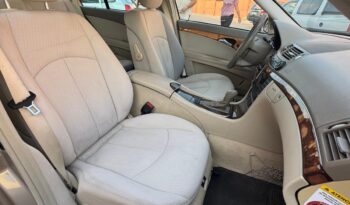 MERCEDES E220 lleno