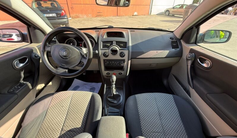 RENAULT MEGANE lleno