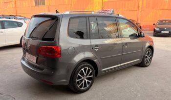 VOLKSWAGEN TOURAN lleno