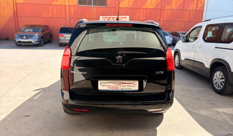 PEUGEOT 5008 lleno