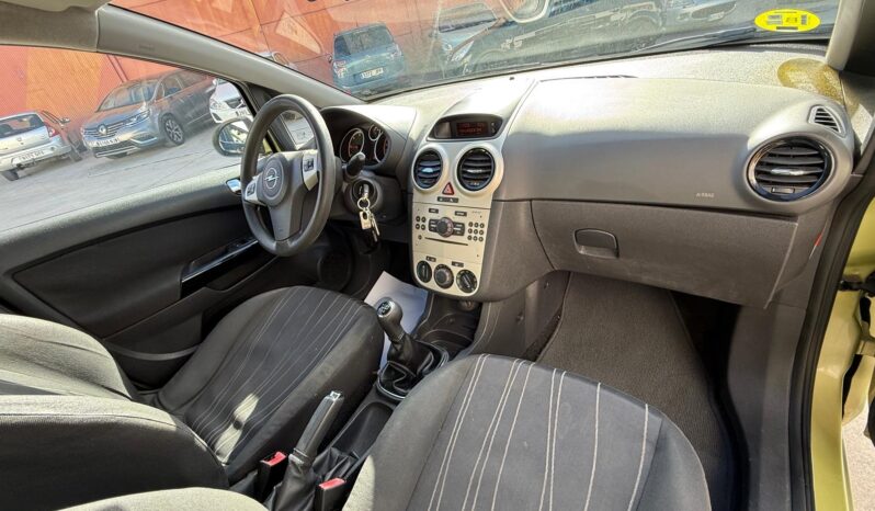 OPEL CORSA lleno