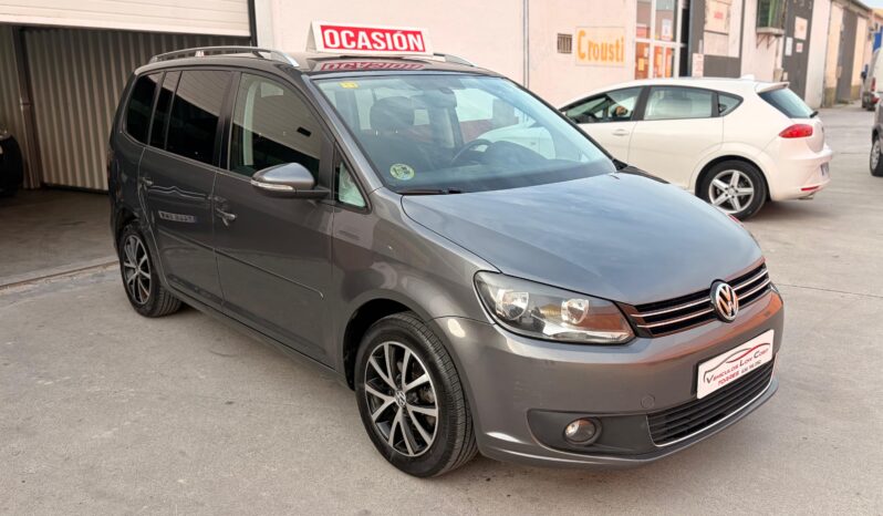 VOLKSWAGEN TOURAN lleno