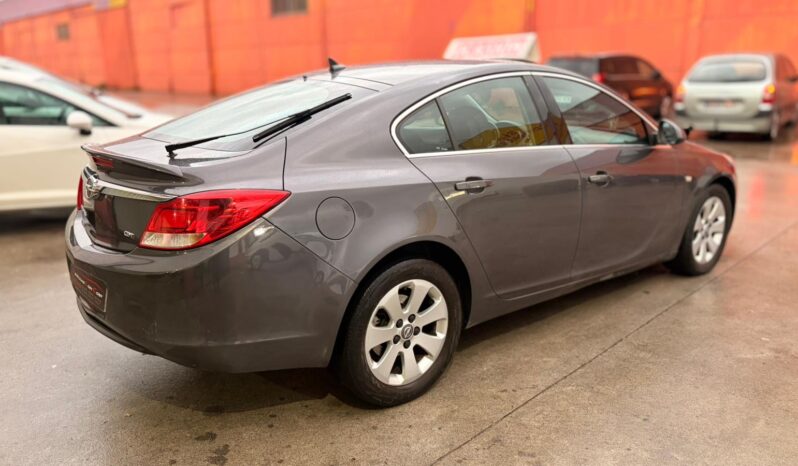 OPEL INSIGNIA lleno
