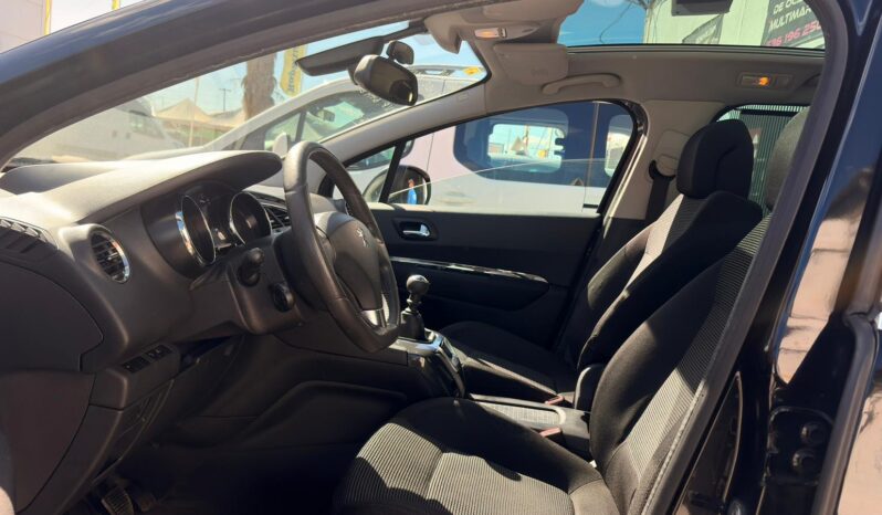 PEUGEOT 5008 lleno