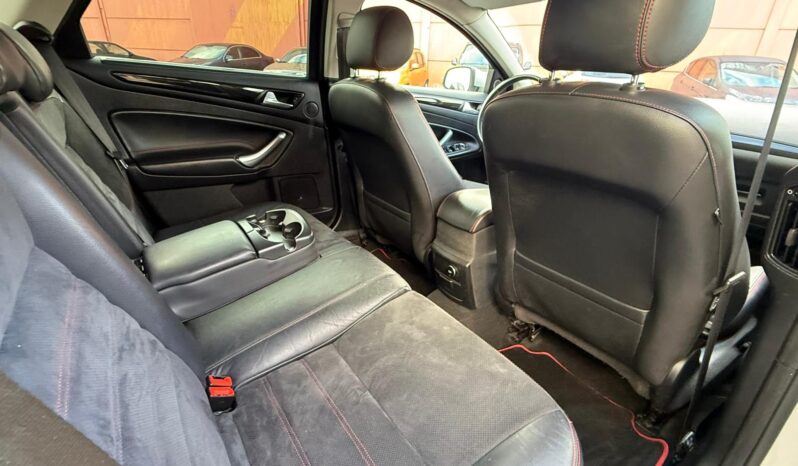 FORD MONDEO lleno