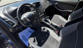 FORD FOCUS lleno