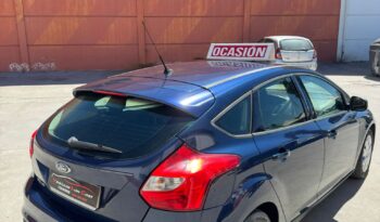 FORD FOCUS lleno
