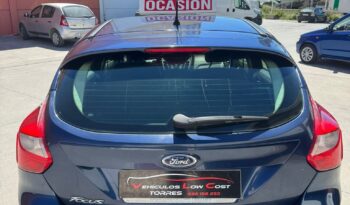 FORD FOCUS lleno
