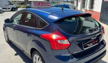 FORD FOCUS lleno