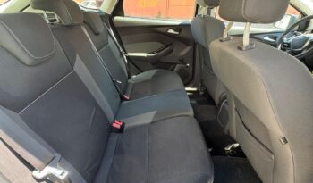 FORD FOCUS lleno