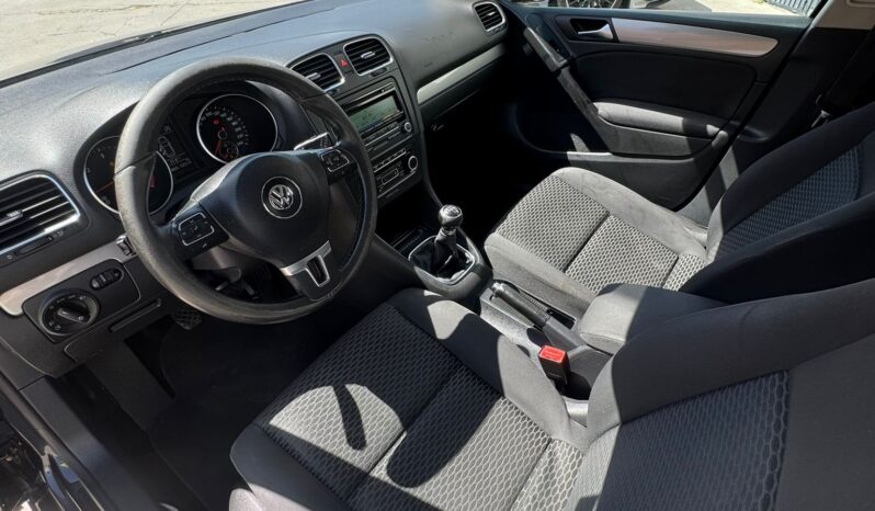 VOLKSWAGEN GOLF lleno