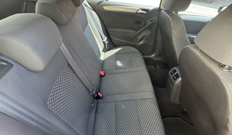 VOLKSWAGEN GOLF lleno