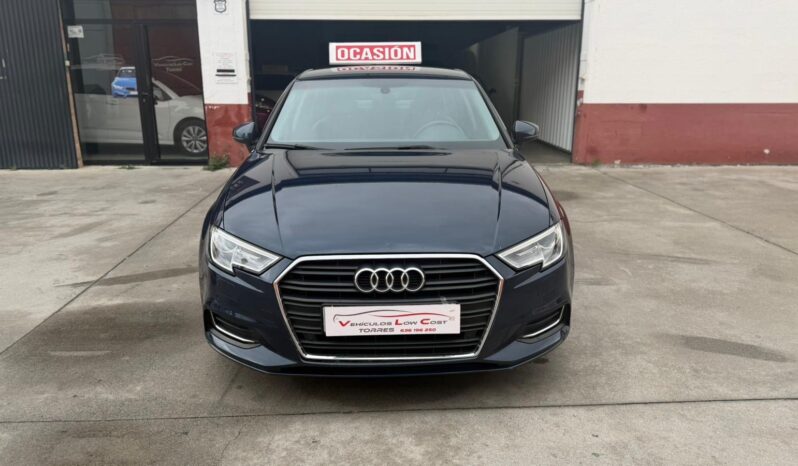 AUDI A3 SEDAN lleno