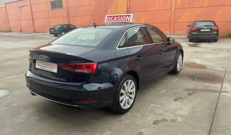 AUDI A3 SEDAN lleno