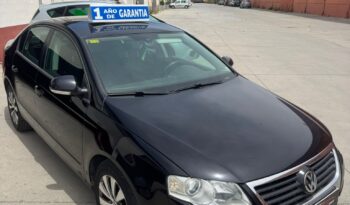 VOLKSWAGEN PASSAT lleno