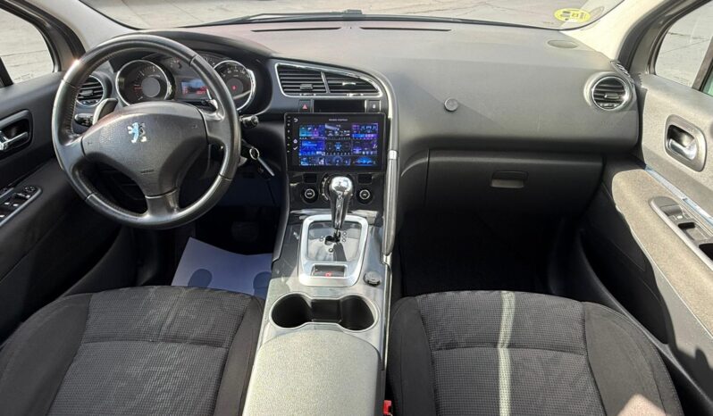 PEUGEOT 3008 lleno