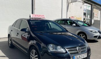 VOLKSWAGEN JETTA lleno