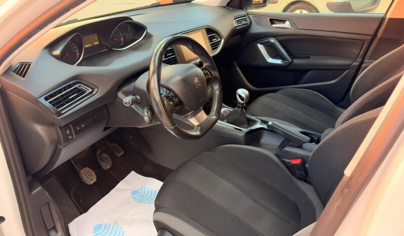 PEUGEOT 308 lleno